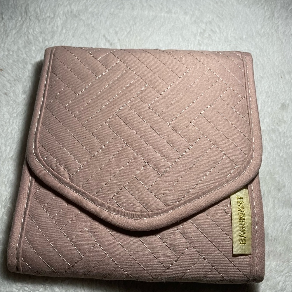 Bagsmart Blush Quilted Compact Jewelry Travel Case